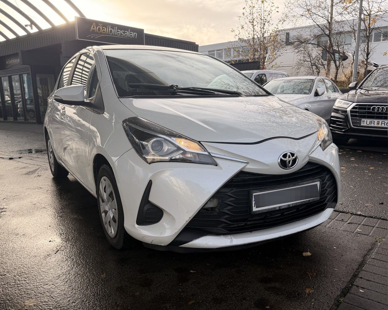 2017 Toyota Yaris
