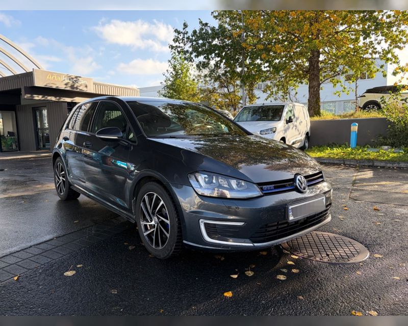 2016 VW Golf GTE