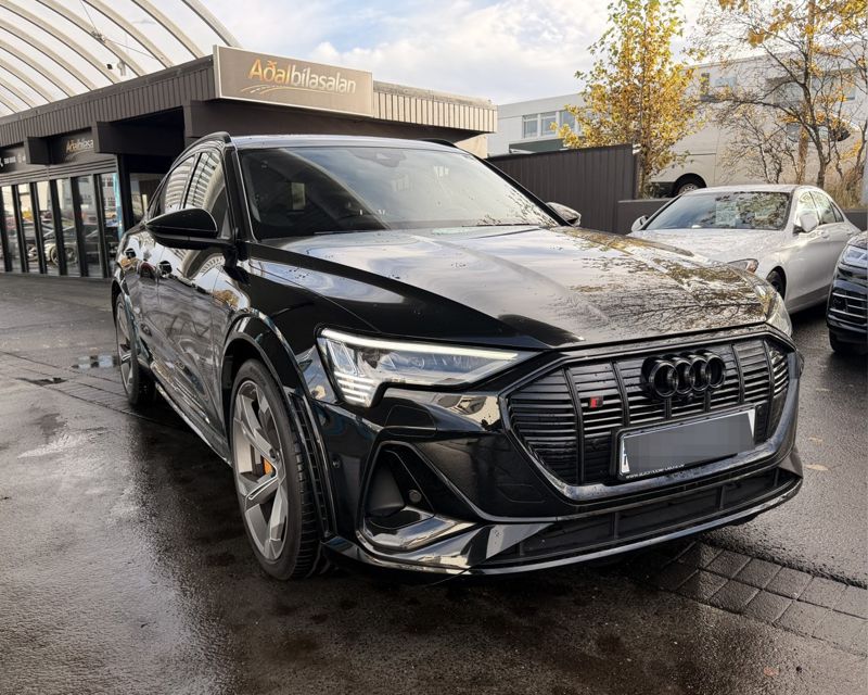 2022 Audi e-tron S Sportback 505 hö
