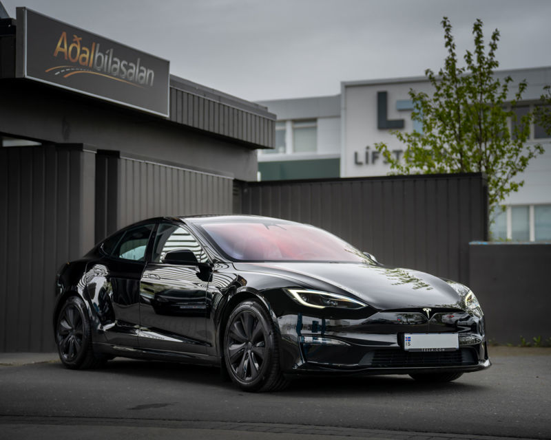2024 Tesla Model S Long Range