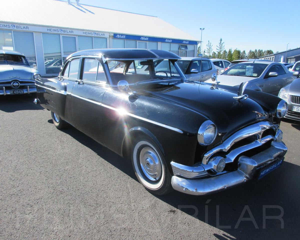 Packard Clipper De Luxe